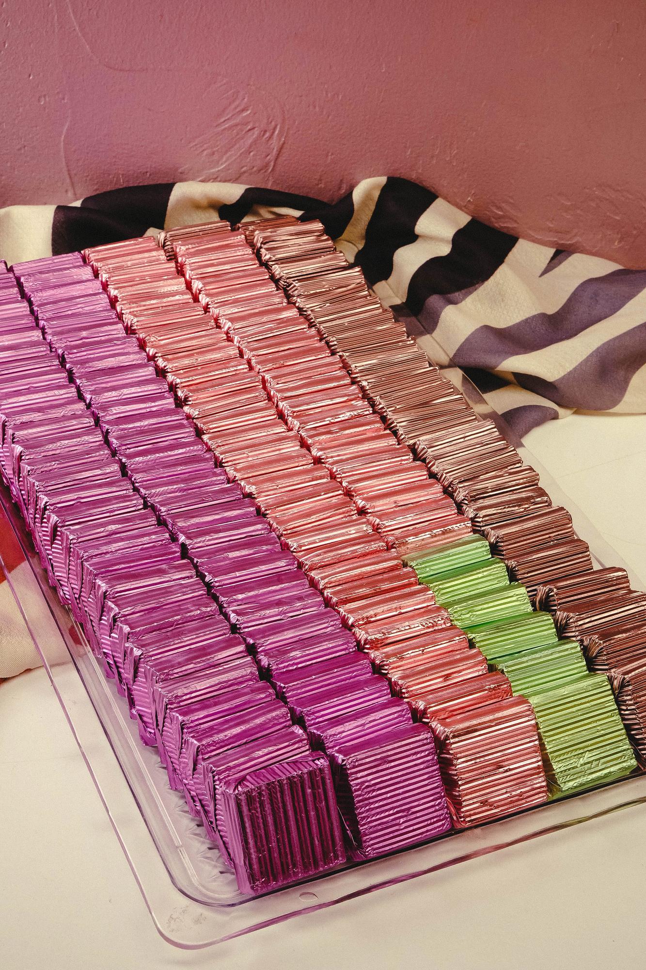 Sample pricing swatches and threads